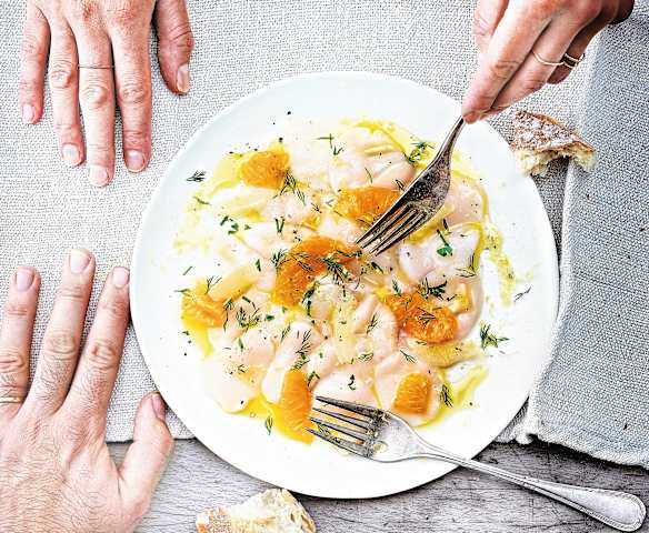 Carpaccio de saint-jacques aux agrumes Carpaccio de saint-jacques aux agrumes