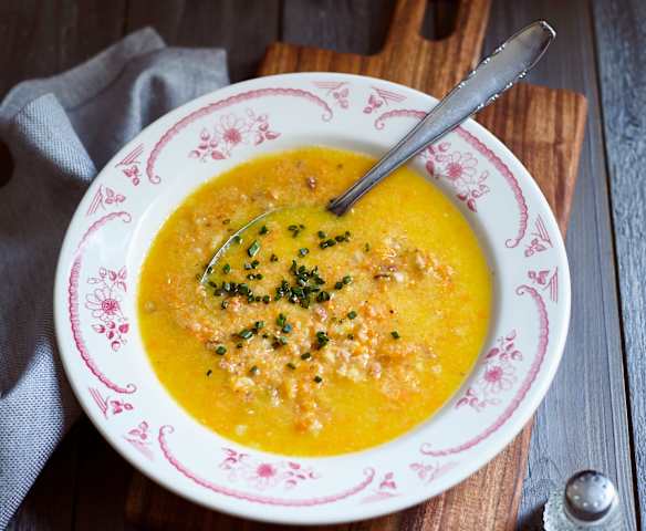 Geröstete Grießsuppe