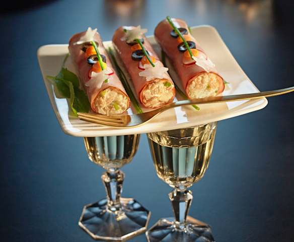 Schinkenrollen mit französischem Salat