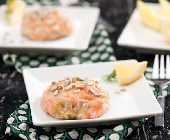 Tatar z łososia z imbirem