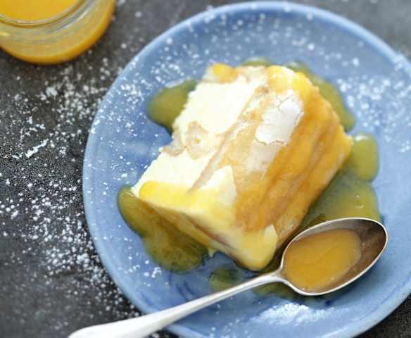 Charlotte aux nectarines