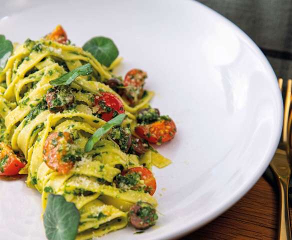 Pasta med ruccolapesto