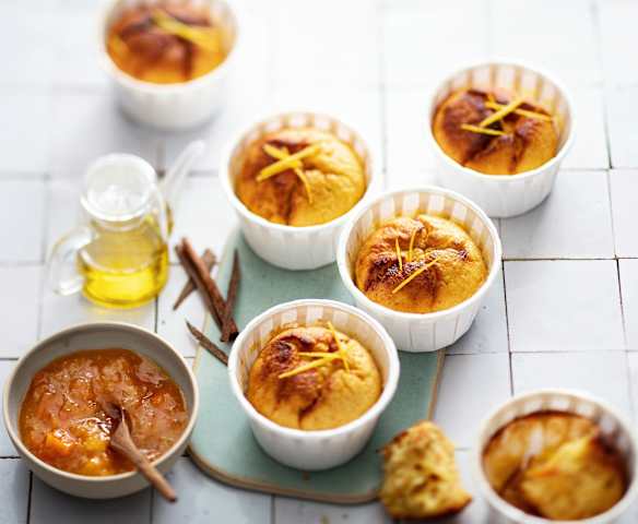 Petit gâteau à l'orange amère et à l'huile d'olive