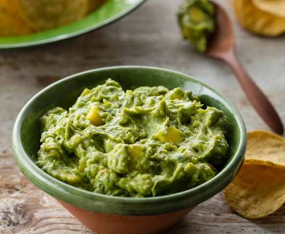 Guacamole with mango