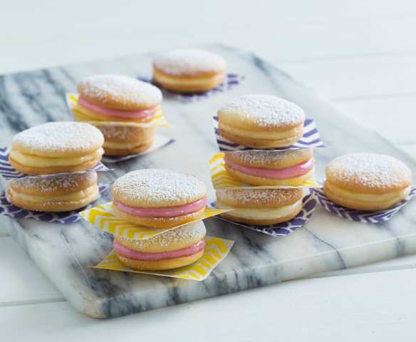 Whoopie pies