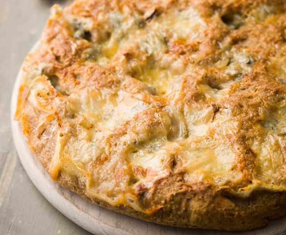 Focaccia with Pear and Gorgonzola - Focaccia pere e Gorgonzola