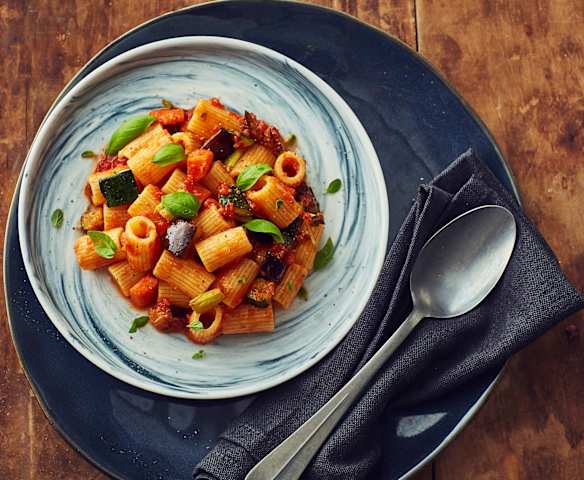 Pasta con sugo vegetariano (Bimby Friend) Pasta con sugo vegetariano (Bimby Friend)