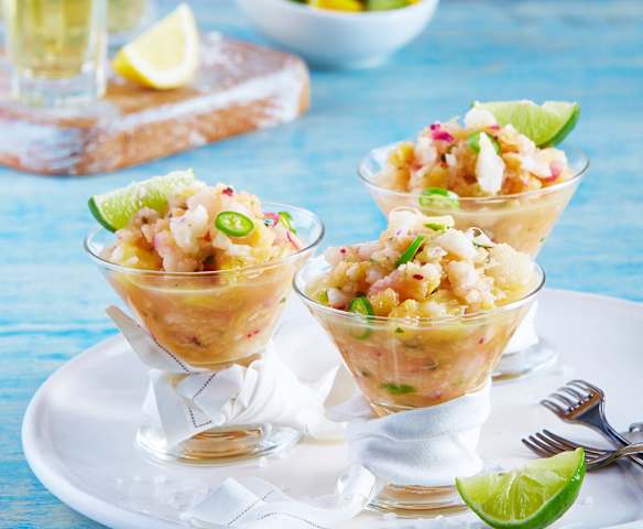 Pico de gallo con frutas y hierbabuena