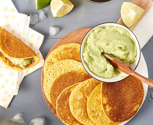 Mini-crêpes de potiron au guacamole