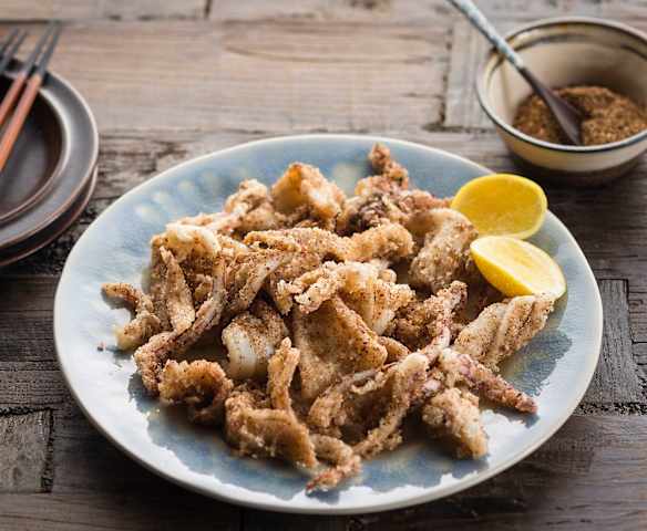 Sichuan pepper and chilli salt squid