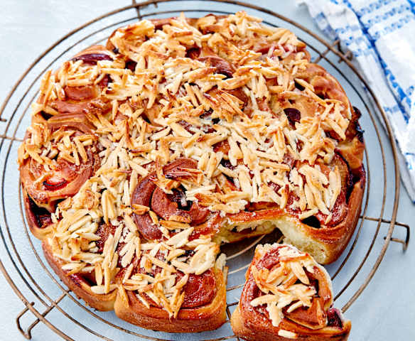 Zwetschgenschnecken mit Bienenstichkruste