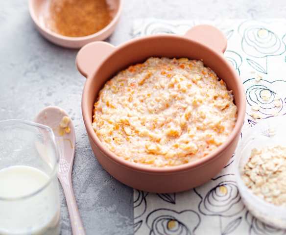 Babyfreundlicher Karottenkuchen-Zimt-Brei Babyfreundlicher Karottenkuchen-Zimt-Brei