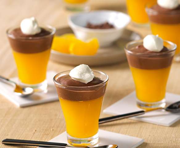 Vasitos de mandarina y chocolate