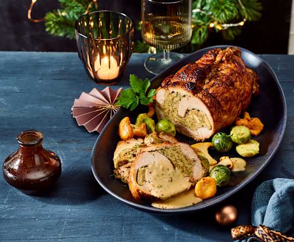 Kalbsrollbraten mit Pfifferlingsfüllung