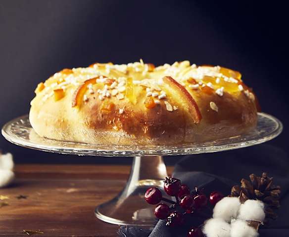 Roscón de Reyes (torta dei Re Magi) Roscón de Reyes (torta dei Re Magi)