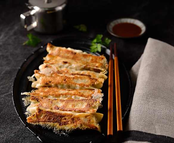 菜肉鍋貼