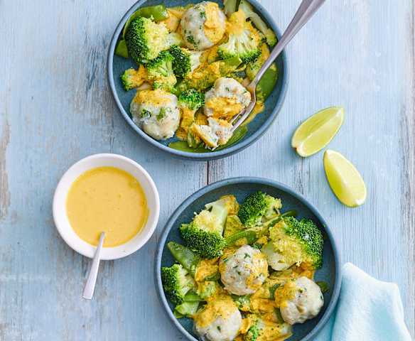 Boulettes de lieu, coco et légumes verts