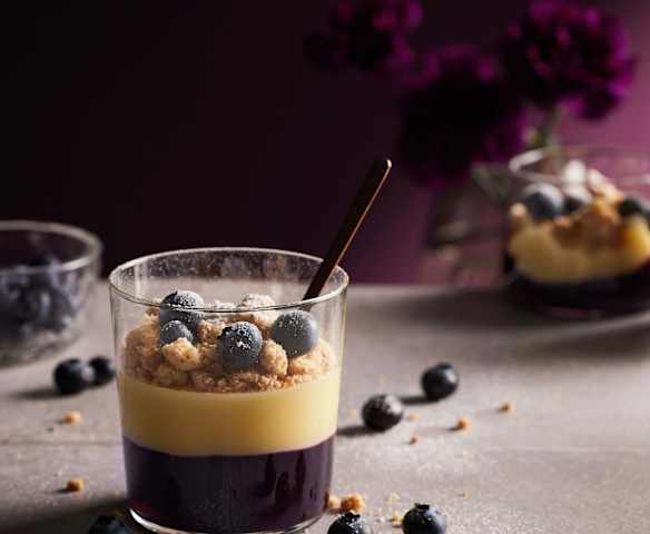 Heidelbeer-Trüffel-Becher