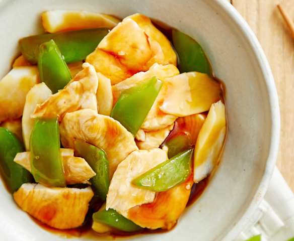 麻油烩山药鸡肉