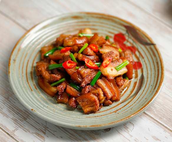 Thịt rang cháy cạnh