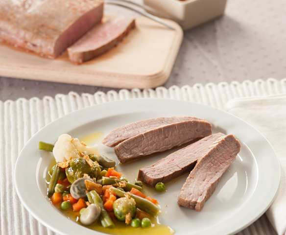 Vacío de ternera con menestra de verduras