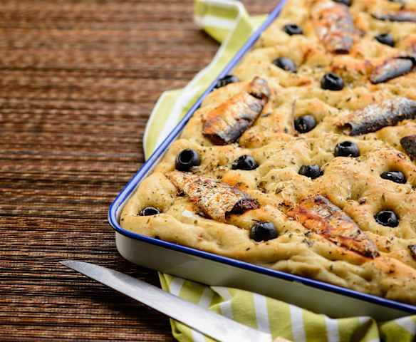 Focaccia de sardinha Focaccia de sardinha