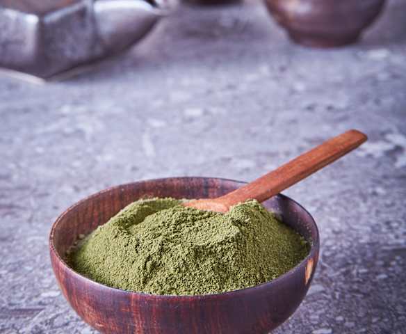 Té verde en polvo casero