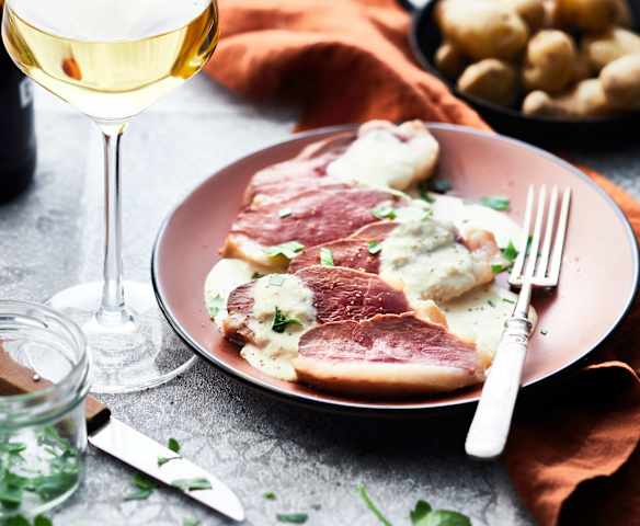 Magret de canard au maroilles et à la bière