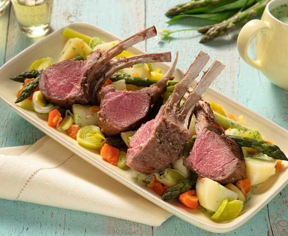Lamm mit Bärlauchsauce und Frühlingsgemüse