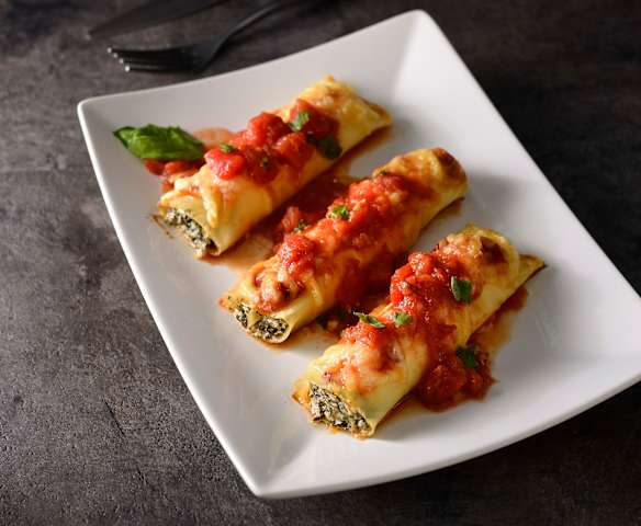 烤起司菠菜義大利麵捲