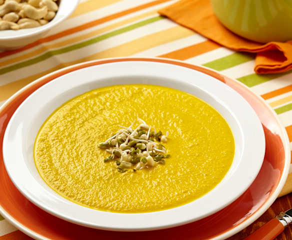 Mrkvová kari krémová polévka (raw)