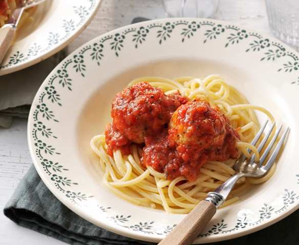 Chicken Balls in Tomato Sauce with Spaghetti