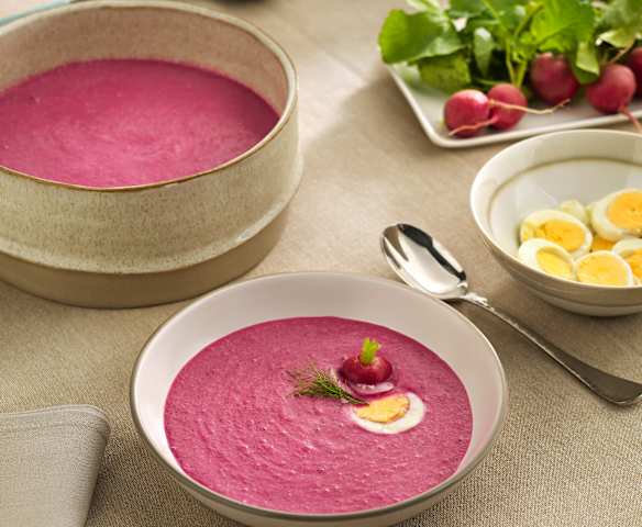 Sopa fría de pepino y remolacha
