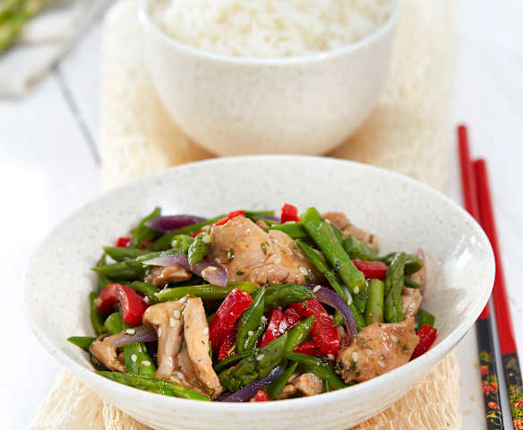 Spargelwok mit Schweinefilet