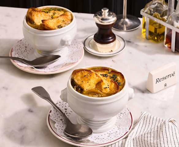 French onion soup (Soupe à l’oignon)