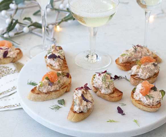 Smoked salmon mousse