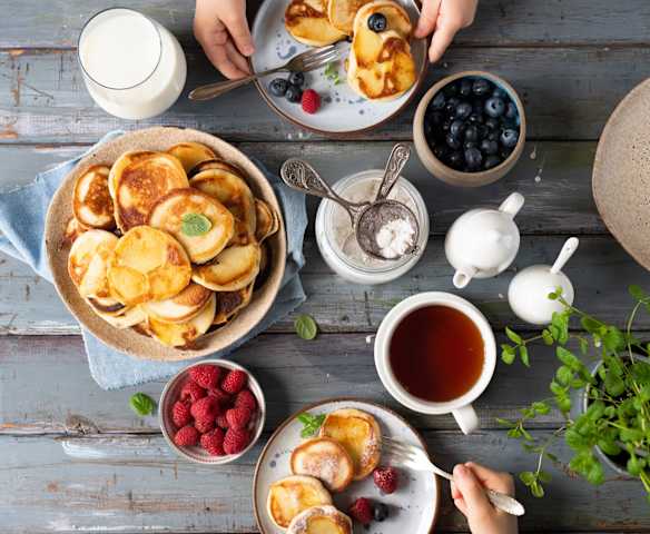 Drożdżowe racuchy z krojonymi jabłkami (TM6, TM7)