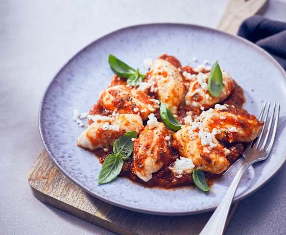 Low-Carb-Gnocchi mit Tomatensauce