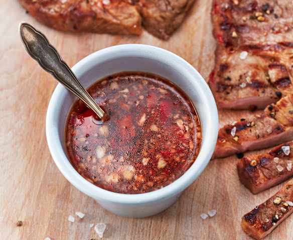 Biermarinade zu Nackensteaks