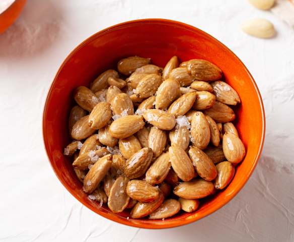 Almendras fritas Almendras fritas