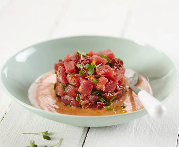 Tartare de thon et gaspacho