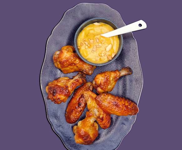 Chickenwings mit Erdnuss-Sauce Chickenwings mit Erdnuss-Sauce
