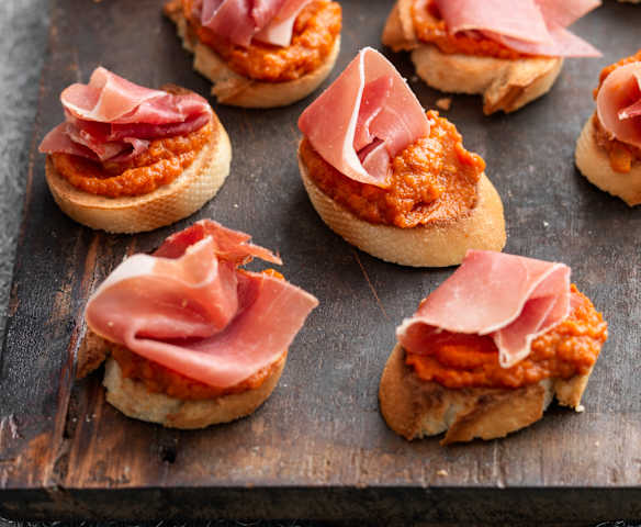 Sofrito Toasts with Serrano Ham