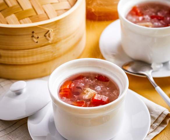 香蕉木瓜雪耳糖水