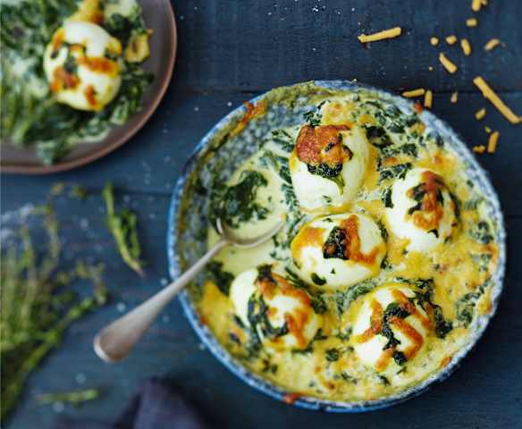 Œufs mollets aux épinards gratinés à la crème de cheddar