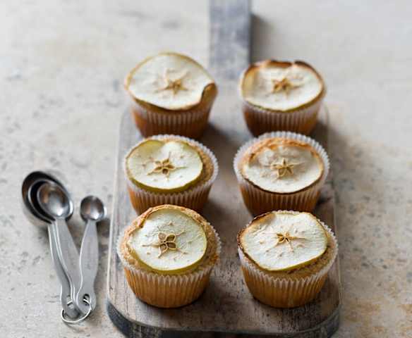 Apple and cinnamon muffins