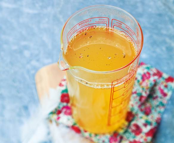 Bouillon de volaille maison