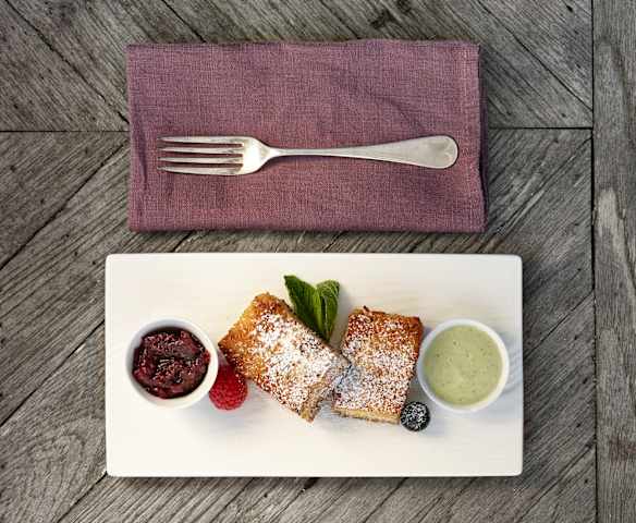 French Toast mit Melanzanichutney French Toast mit Melanzanichutney