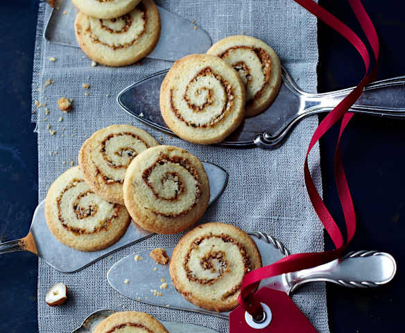 Haselnuss-Sirup-Schnecken