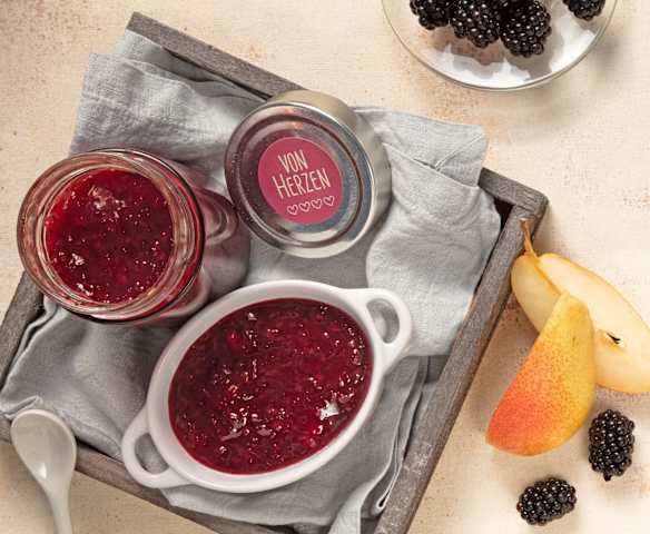 Confiture de mûres et de poires Confiture de mûres et de poires